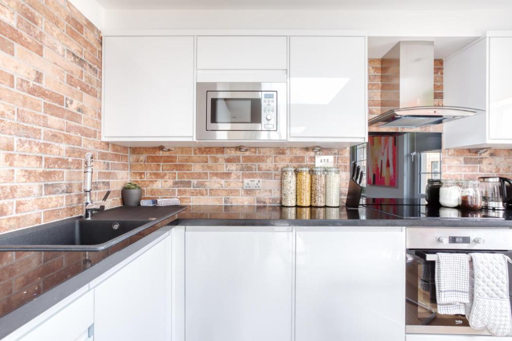 Central Bright 3 Bed Flat With Pool & Parking Edynburg Zewnętrze zdjęcie