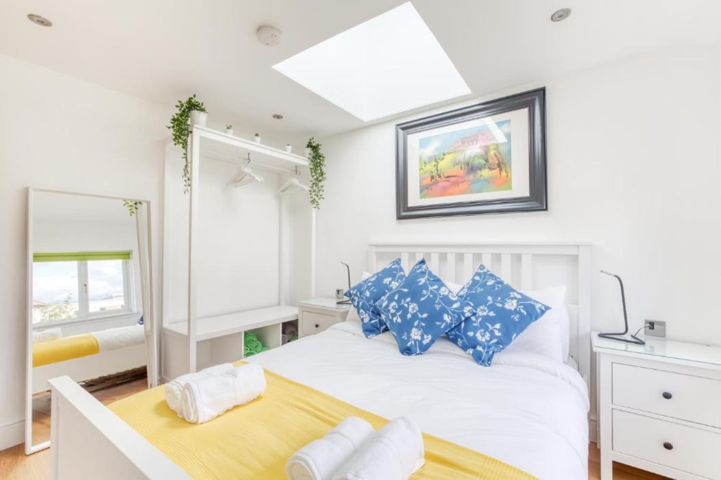 Central Bright 3 Bed Flat With Pool & Parking Edynburg Zewnętrze zdjęcie